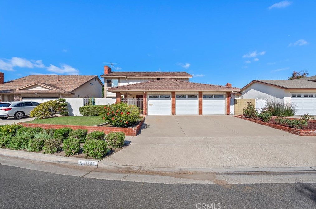 11301 Primrose Ave, Santa Ana, CA 92708