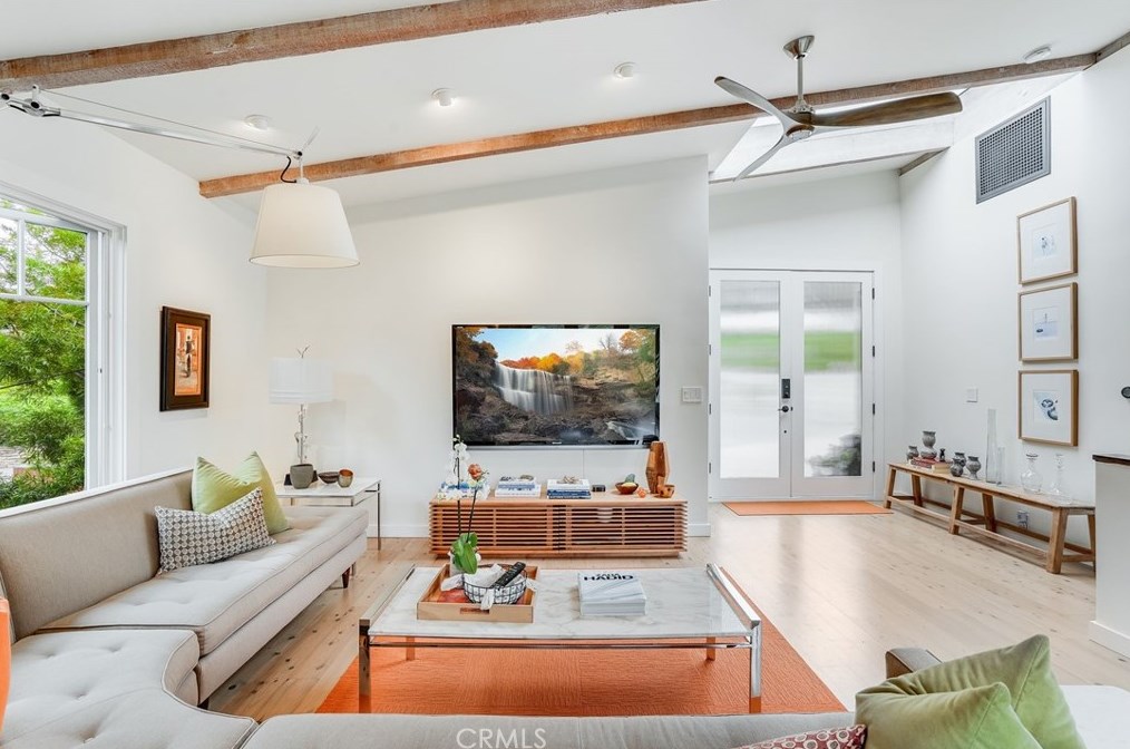 1375 Bluebird Canyon Dr, Laguna Beach, CA 92651-3000