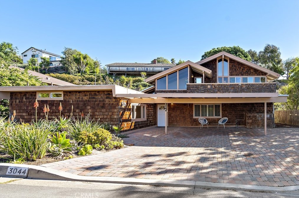 3044 Cresta Way, Laguna Beach, CA 92651-2017