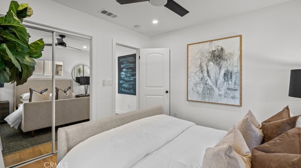 5544 Blackwelder St, Los Angeles CA  90016-3210 exterior