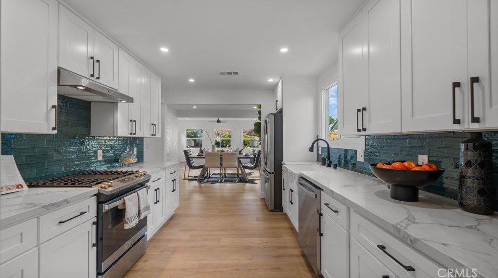 5544 Blackwelder St, Los Angeles CA  90016-3210 exterior