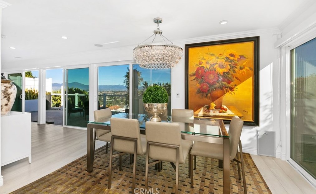 31534 Flying Cloud Dr, Laguna Beach CA  92677-2711 exterior