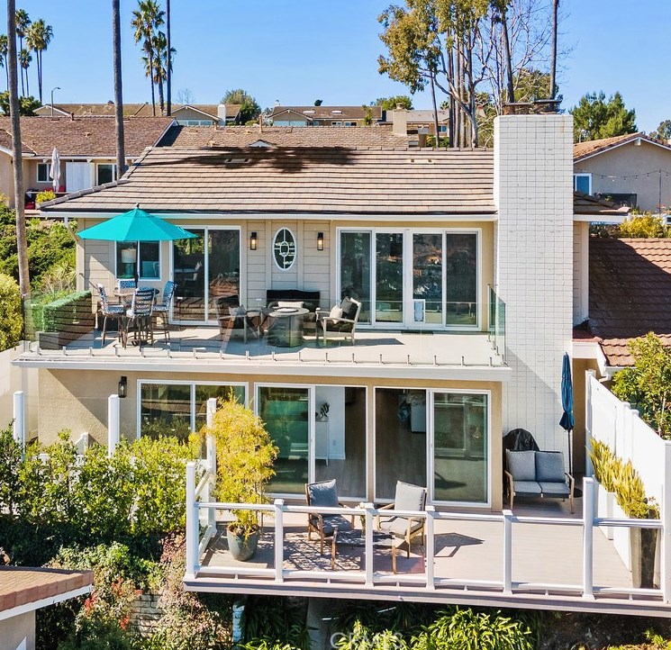 31534 Flying Cloud Dr, Laguna Beach CA  92677-2711 exterior