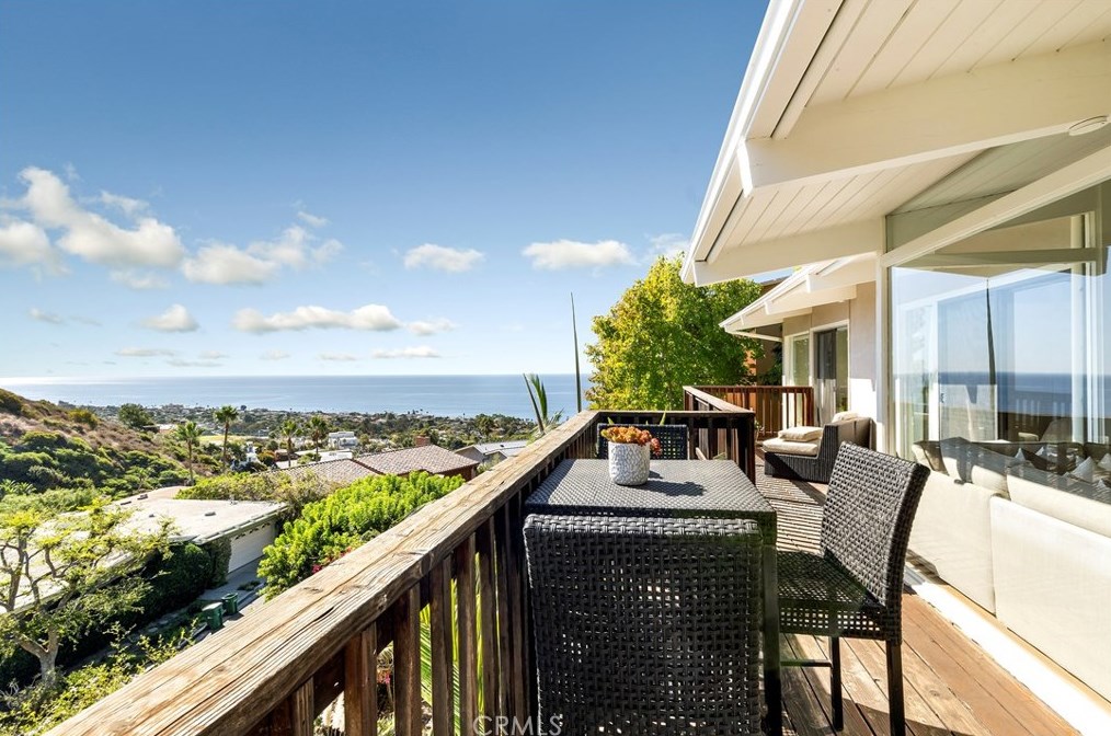 1214 Anacapa Way, Laguna Beach, CA 92651-1903