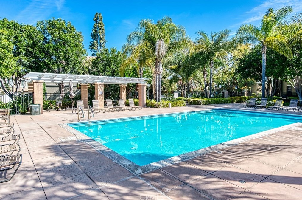 1412 Elmhurst, Irvine CA  92618-4024 exterior