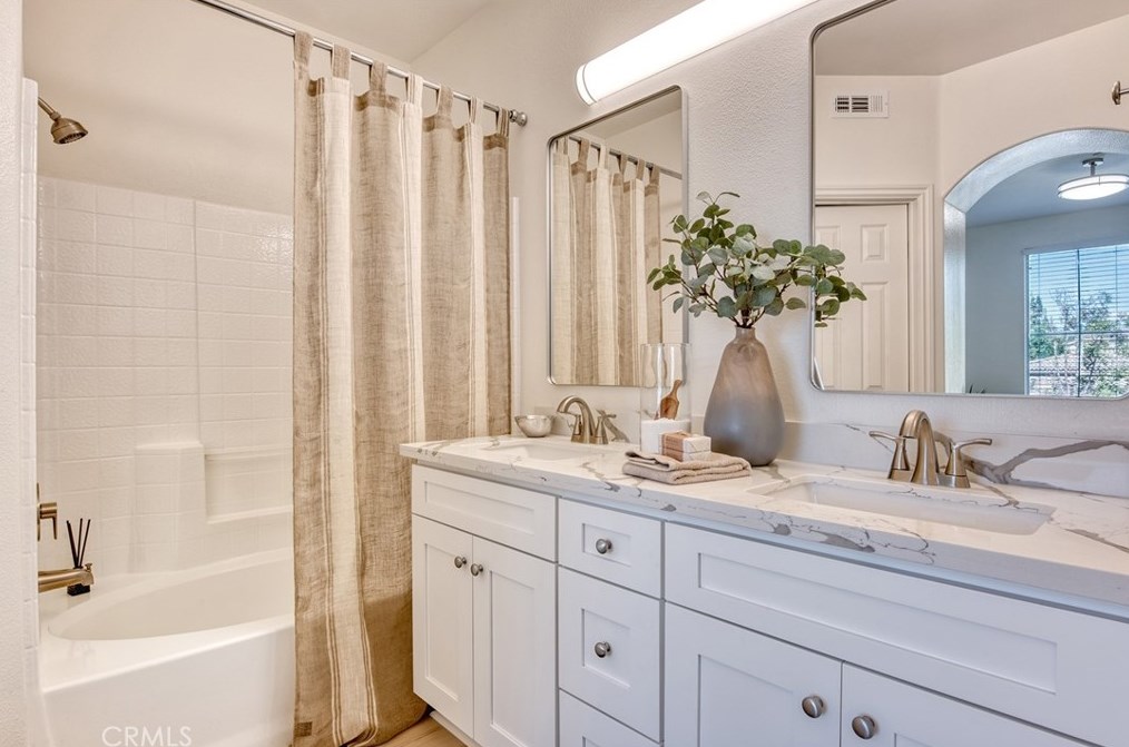 1412 Elmhurst, Irvine CA  92618-4024 exterior