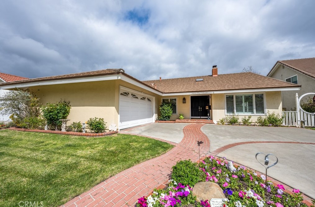 23429 Via Amado, Santa Clarita, CA 91355