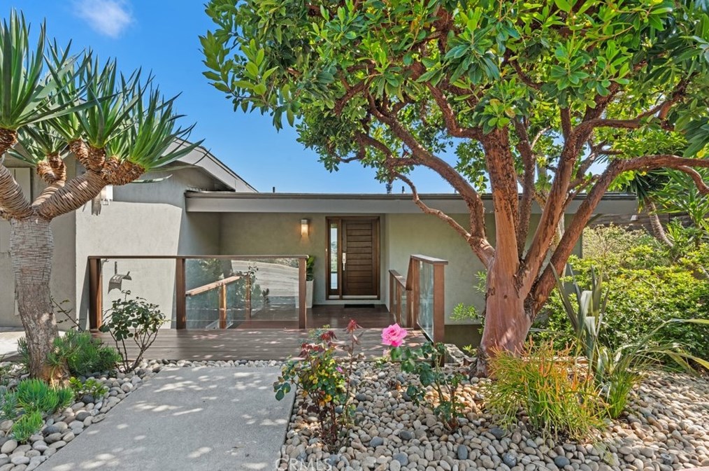 1397 Terrace Way, Laguna Beach, CA 92651-2829