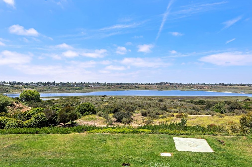422 Vista Grande, Newport Beach, CA 92660