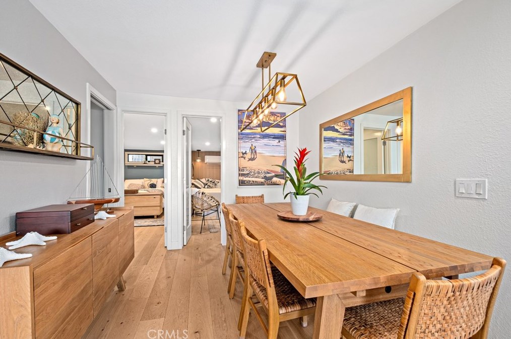 32146 Coast Hwy, Laguna Beach CA  92651-6870 exterior