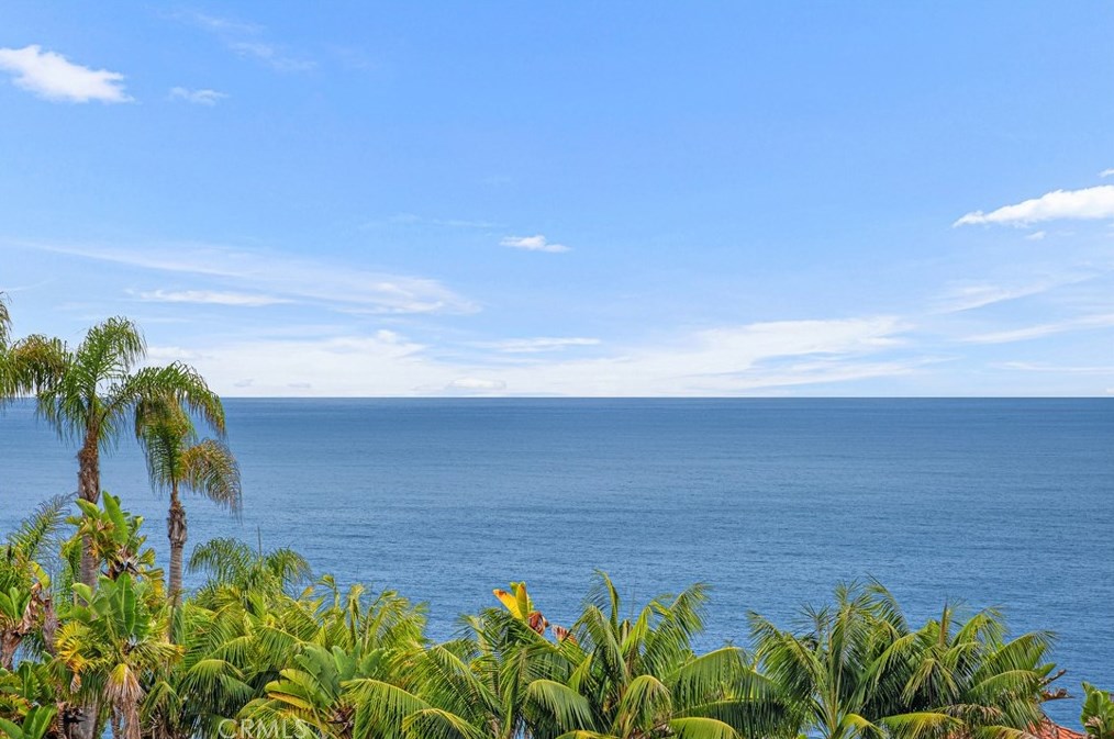 32146 Coast Hwy, Laguna Beach CA  92651-6870 exterior