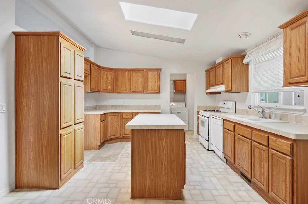16444 Bolsa Chica St #84, Huntington Beach, CA 92649