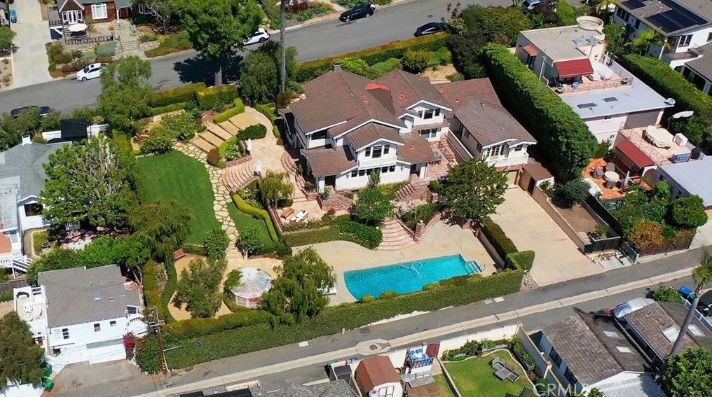 451 Hawthorne Rd, Laguna Beach, CA 92651