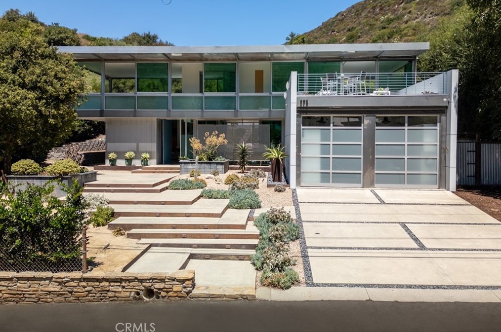 276 Canyon Acres Dr, Laguna Beach, CA 92651