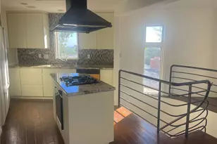 989 Miramar St, Laguna Beach, CA 92651 - Photo 8