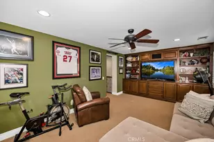 24030 Via Vizcaya, Valencia, CA 91354 - Photo 24