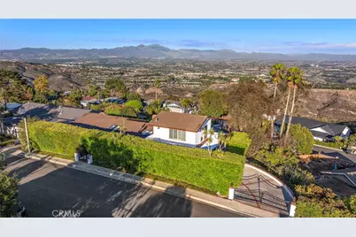 3030 Mountain View Dr, Laguna Beach, CA 92651 - Photo 1