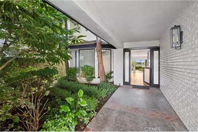 2572 Bayshore, Newport Beach, CA 92663 - Photo 4