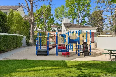 2572 Bayshore, Newport Beach, CA 92663 - Photo 60