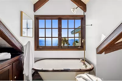 31971 Coast Highway, Laguna Beach, CA 92651 - Photo 22