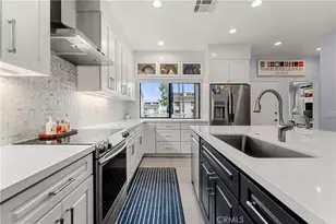 10 Serena Ct, Newport Beach, CA 92663 - Photo 12