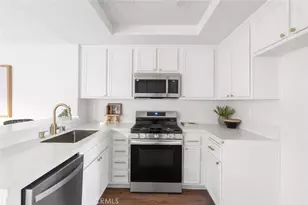 112 Oxford, Irvine, CA 92612 - Photo 16