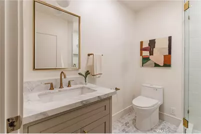 2201 N Hobart Boulevard, Los Angeles, CA 90027 - Photo 4