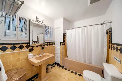 2 Emerald Bay, Laguna Beach, CA 92651 - Photo 24