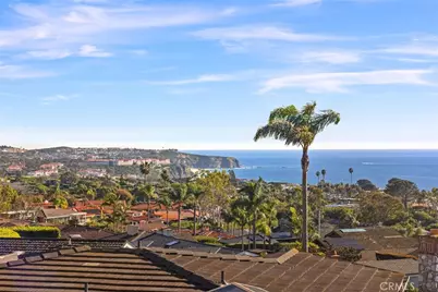 2 N Vista De La Luna, Laguna Beach, CA 92651 - Photo 2