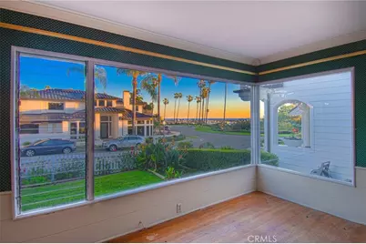 415 San Bernardino, Newport Beach, CA 92663 - Photo 4