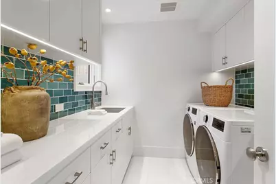 420 Emerald Bay, Laguna Beach, CA 92651 - Photo 40
