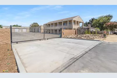 11185 Roswell Avenue, Pomona, CA 91766 - Photo 4