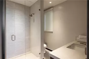 218 E Oceanfront, Newport Beach, CA 92661 - Photo 30