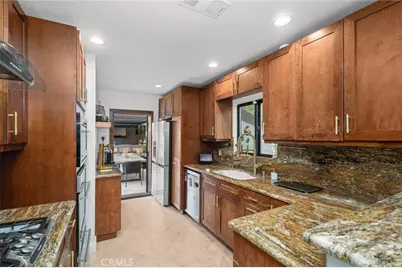 539 Tustin Avenue, Newport Beach, CA 92663 - Photo 14