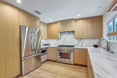 2046 Calvert, Costa Mesa, CA 92626 - Photo 8