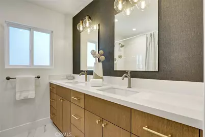 2046 Calvert, Costa Mesa, CA 92626 - Photo 26