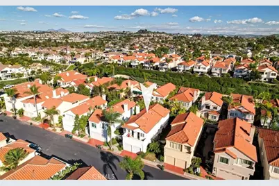 16 Saint John, Dana Point, CA 92629 - Photo 52