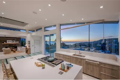 640 Temple Hills Drive, Laguna Beach, CA 92651 - Photo 2