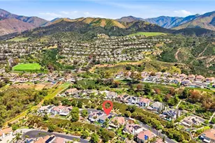 21581 Hummingbird, Rancho Santa Margarita, CA 92679 - Photo 54