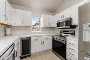 105 Corsica Dr, Newport Beach, CA 92660 - Photo 12