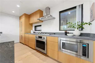 11702 Charnock Rd, Los Angeles, CA 90066 - Photo 8