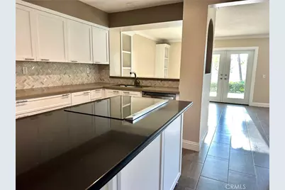 615 Bay Hill, Newport Beach, CA 92660 - Photo 8