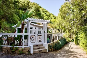 275 Woodland Dr, Laguna Beach, CA 92651 - Photo 1