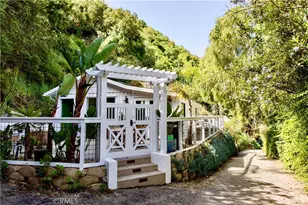 275 Woodland Dr, Laguna Beach, CA 92651 - Photo 2