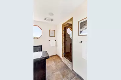 1992 San Remo, Laguna Beach, CA 92651 - Photo 24