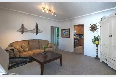 2094 Orange Avenue, Costa Mesa, CA 92627 - Photo 20