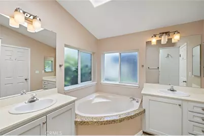 30802 Coast #F9, Laguna Beach, CA 92651 - Photo 16