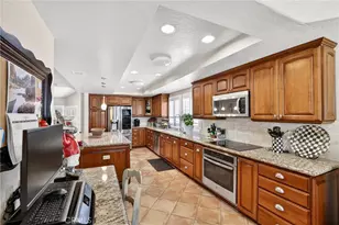 633 N Orange St, Orange, CA 92867 - Photo 12