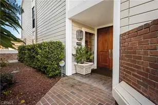 994 Bayside Cove, Newport Beach, CA 92660 - Photo 4