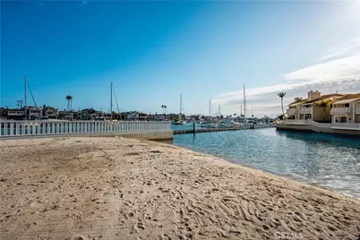 994 Bayside Cove, Newport Beach, CA 92660 - Photo 40